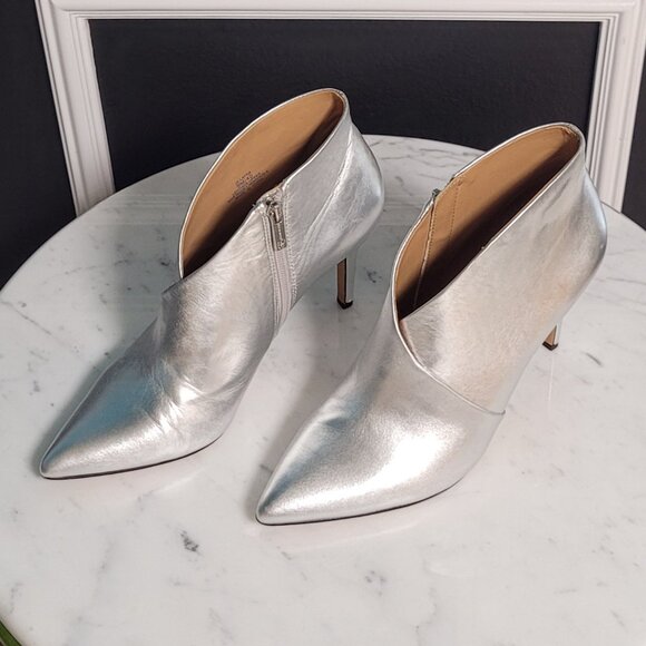 Jessica Simpson JS-Layra Platinum Metalic Booties – Size 9 - Picture 3 of 9